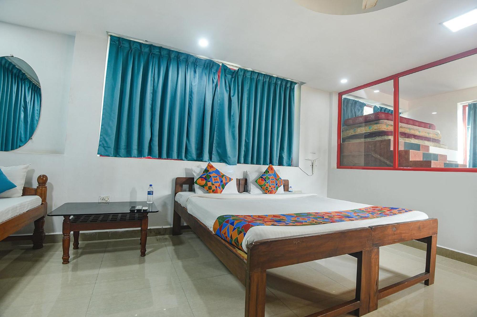 Fabexpress Stargaze Beach Anjuna Exterior photo